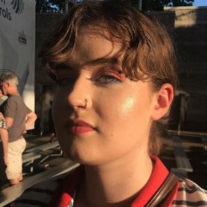 Meet your Posher, Clare